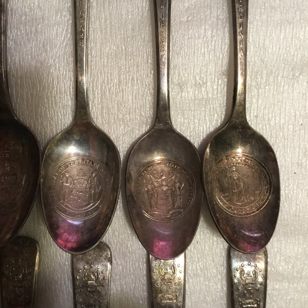 Lot of 13 International Silver Bicentennial US States Souvenir Spoons - Picture 7 of 16